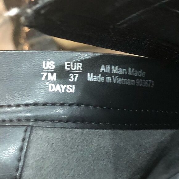 Circus by Sam Edelman Daysi Ankle Boot - Picture 13 of 13